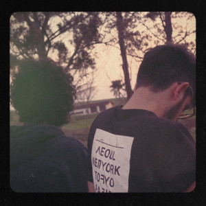 Meias Novas Esquentam Mais do Que Abraços