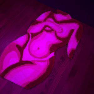 Servin' (feat. B Tino) (Explicit)