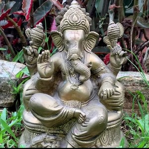 Sukhkarta Dukhharta(Jaidev Jaidev)[feat. Zanai Bhosle]