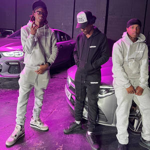 SYPMPHONY (feat. Jcee & Larz) (Explicit)