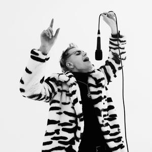 Back in Town (feat. Chef the Rapper) (Explicit)