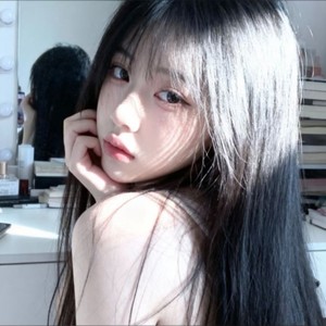 Giờ Em Khóc Nước Mắt Ai Lau