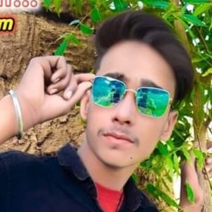 फोटो खींचने ने भायेला कमर पे टैटू (Remix)