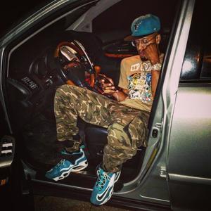 Cancer & Leo (feat. Tru Esco) (Explicit)