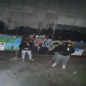 scene bitchhh (Explicit)