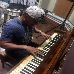 PISCINA DA PUTARIA (Explicit)