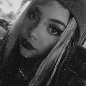 WORDS LIKE WEAPONS(feat. Yelsisdead) (Explicit)