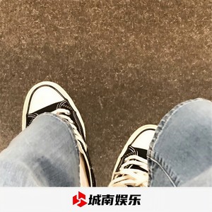 嘴角苦涩自微扬 (DJ版)