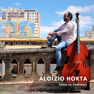 Tarde de Domingo(feat. Sérgio Pererê, Gabriel Bruce, Lucas de Moro, Breno Mendonça, Kadu Vianna & Samy Erick)