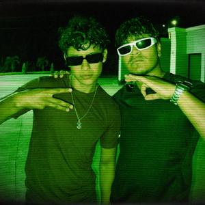 COMO ANTES (feat. Deybari)