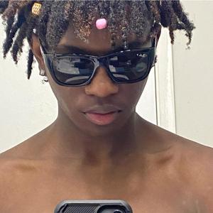 Million 1.5 (feat. twinsaturn) (Explicit)