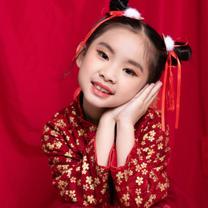 党旗最爱红领巾