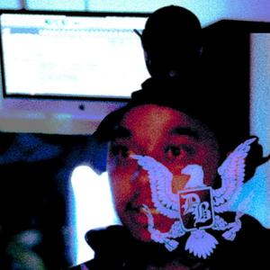 SIZE 10 (feat. Lil Cray) (Explicit)