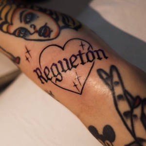 Reguetón (Explicit)