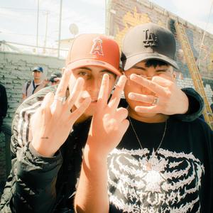 DANCE TO THE FLOOR (Explicit)