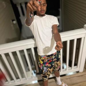 Gun Got Shots (Explicit)