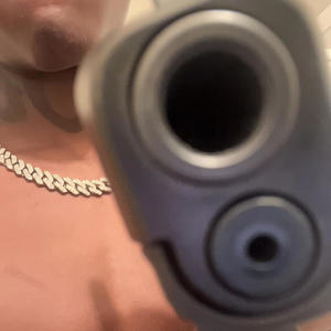 Needyutostay¿ (feat. Luhbd) (Explicit)