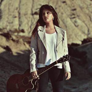 Camila Ibañez - Donde Están Corazón