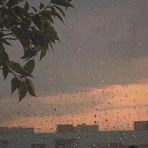 下雨了是我在想你