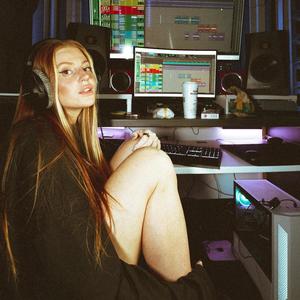 Téléphone (feat. Nemi)