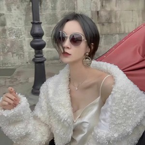 暖暖的春风迎面吹