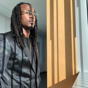 In the shade (Explicit)