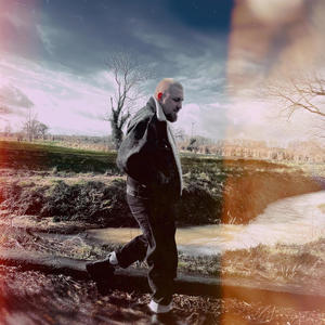 absent minded (Explicit)