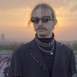 Świat się wali (Explicit)