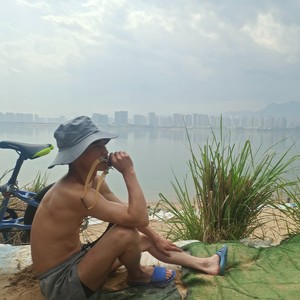 强忍的绝望
