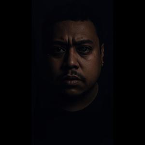 Sola (feat. Okane Officiall)