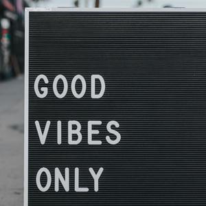 Vibe (feat. The Color Club) (Explicit)