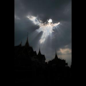 Thru the wind (Explicit)