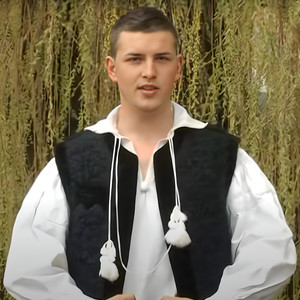 Mergeai Cu Crucea-n Spate