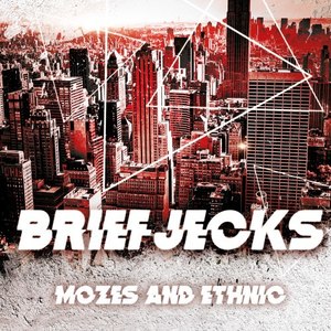 Briefjecks: Mozes and Ethnic