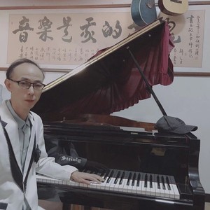 我深深地爱着我的祖国 (伴奏)