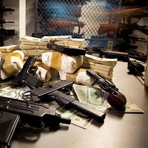 On the go (feat. Young Rich & Foolie Tha 1st) (Explicit)