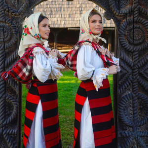 Fuge omu zi și noapte