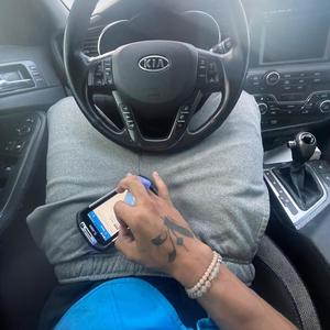 hard to trust (feat. Vshlatt!) (Explicit)