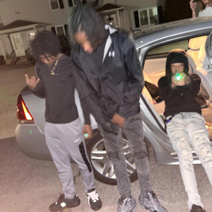 leo moe - You wit me (feat. tyslime & Ai Moe)