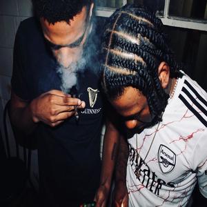 LIGHT SHOW (feat. FAXX) (Explicit)