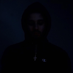 BACKSHOTS (feat. StarEsther) (Explicit)