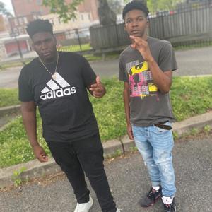 Rags 2 Riches(feat. Ant Benzoe) (Explicit)