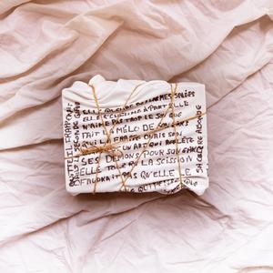 ÉPITAPHE (Explicit)