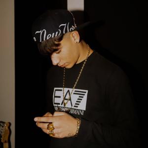 Vestido de Emporio (Explicit)