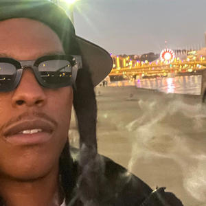 Internet Sensation (Explicit)