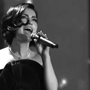 Fjalet e qiririt (100 Vjet Muzikë)