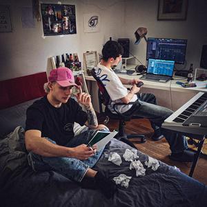 Cattivo esempio (Explicit)