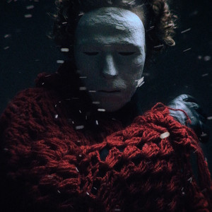 СНЕГ ПАДАЕТ МЕДЛЕННО