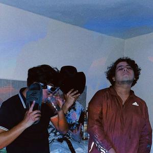 WOW (feat. MELKIADEZ) (Explicit)