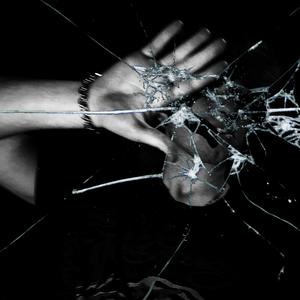 Tapping on the Glass (feat. fish) (Explicit)